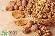 乙肝小三陽(yáng)可以吃核桃嗎？乙肝大三陽(yáng)可以吃核桃嗎？