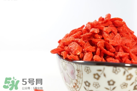 有乙肝能吃枸杞嗎？乙肝病人可以吃枸杞嗎？