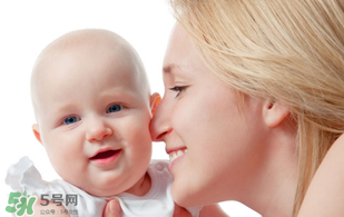 立春可以斷奶嗎？什么季節(jié)斷奶對(duì)寶寶好？
