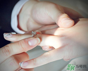 臘月可以訂婚嗎？臘月訂婚好不好？