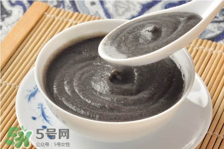 芝麻糊不能和什么一起吃？芝麻糊與哪些食物相克？