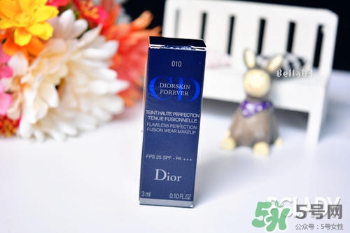 迪奧粉底液哪款好？dior迪奧哪款粉底液好用？