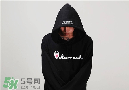 vetements衛(wèi)衣多少錢(qián)?vetements衛(wèi)衣正品價(jià)格