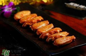 微波爐烤雞翅要幾分鐘？用微波爐烤雞翅的方法步驟