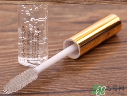 大創(chuàng)睫毛雨衣怎么用？大創(chuàng)睫毛雨衣使用方法
