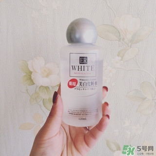 大創(chuàng)美白化妝水爽膚水怎么樣？大創(chuàng)化妝水好用嗎？