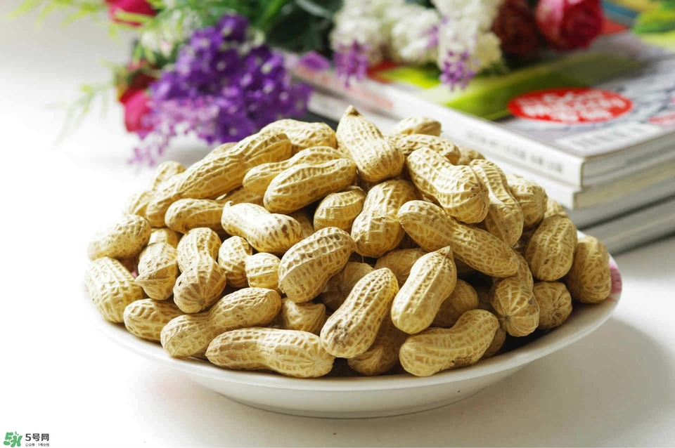 冬天吃花生好嗎？冬天吃花生會(huì)上火嗎？