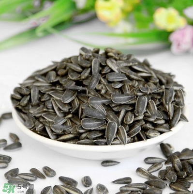 吃瓜子會口腔潰瘍嗎？口腔潰瘍可以吃瓜子嗎？
