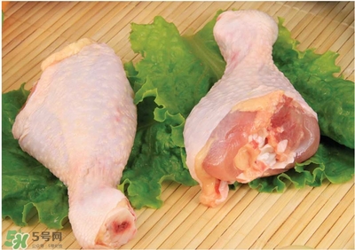 吃雞腿會(huì)胖嗎？晚上吃雞腿會(huì)胖嗎？