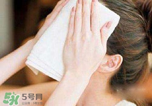熱毛巾敷臉能祛痘嗎？長痘怎么用熱毛巾敷臉？