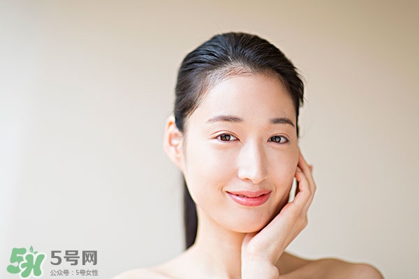 嘴唇起泡腫了怎么辦？嘴唇起泡腫了怎么消腫