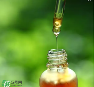 精華什么年紀(jì)用？精華什么年齡開始用？