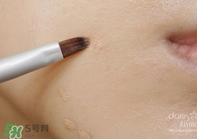 遮瑕液怎么用？遮瑕液使用方法
