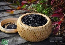 頭發(fā)細(xì)軟怎么變粗？頭發(fā)細(xì)軟怎么辦？