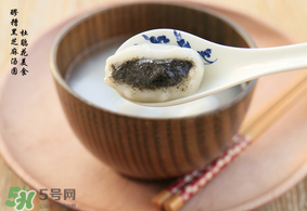 黑芝麻湯圓怎么煮好吃？黑芝麻湯圓煮多久才熟？