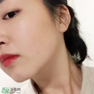 香奈兒修容膏怎么用？香奈兒修容膏使用方法