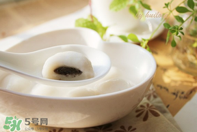 坐月子可以吃湯圓嗎？坐月子可以吃黑芝麻湯圓嗎？