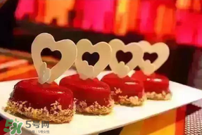 情人節(jié)晚餐吃什么？情人節(jié)晚餐在哪里吃合適？