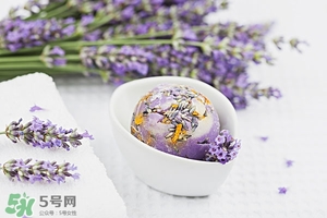 手工皂洗臉好嗎？手工皂和洗面奶哪個(gè)好？