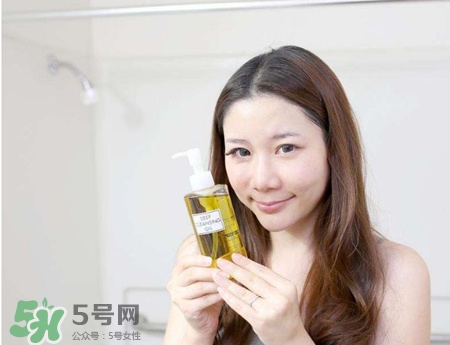 什么樣的卸妝油好用？怎樣選擇卸妝油？