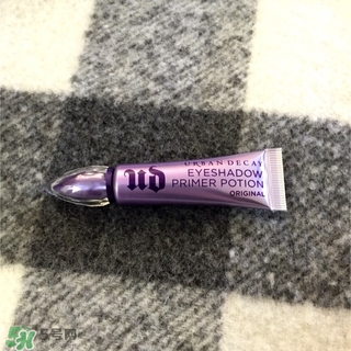 urban decay眼部打底膏怎么用？urban decay眼部打底膏用法+