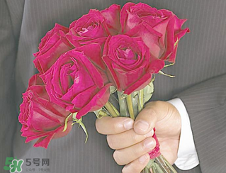 男朋友不在身邊怎樣過情人節(jié)？情人節(jié)沒有男朋友怎么過？