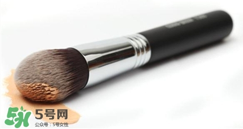 粉底刷什么牌子好？好用的粉底刷推薦