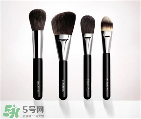 粉底刷什么牌子好？好用的粉底刷推薦