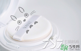 vant氣墊cc黑色和白色哪款好？vant36.5氣墊cc黑色和白色區(qū)別