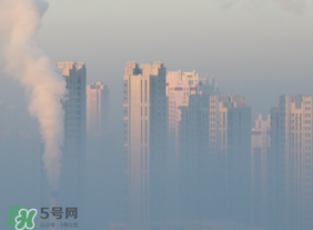 霧霾一天中什么時(shí)候最嚴(yán)重？霧霾一天中什么時(shí)候最輕？
