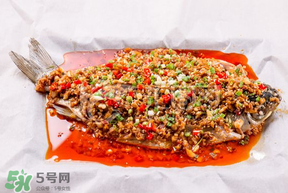 紙上烤魚的用的是什么紙？紙上烤魚的紙有毒嗎？