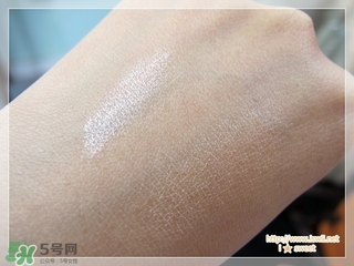 貝玲妃高光棒怎么用？貝玲妃高光棒使用方法