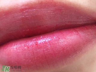 tom ford和mac哪個好？tom ford口紅和mac口紅哪個好？