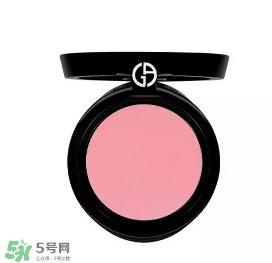 tom ford和阿瑪尼哪個好？tom ford和阿瑪尼口紅唇釉哪個好？