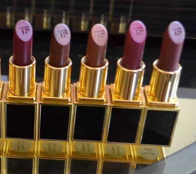 tom ford和迪奧哪個(gè)好？tom ford口紅和dior口紅哪個(gè)好？