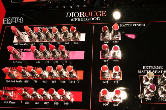 tom ford和迪奧哪個(gè)好？tom ford口紅和dior口紅哪個(gè)好？