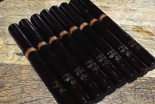 tom ford和迪奧哪個(gè)好？tom ford口紅和dior口紅哪個(gè)好？