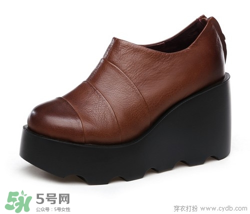 3月份穿什么鞋子？三月份穿什么鞋？