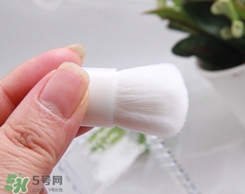canmake花瓣高光怎么用？canmake花瓣雕刻高光使用方法