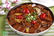 鴨血熱量高不高？吃鴨血會(huì)胖嗎？