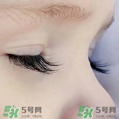 怎么讓睫毛變長(zhǎng)？增長(zhǎng)睫毛的方法有哪些？