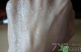 安耐曬金瓶怎么樣？安耐曬金瓶好用嗎？