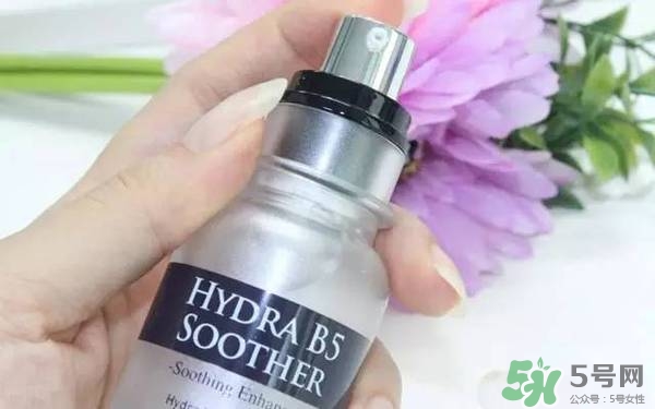 ahc神仙水和b5水區(qū)別 ahc神仙水和ahc b5玻尿酸精華哪個(gè)好？
