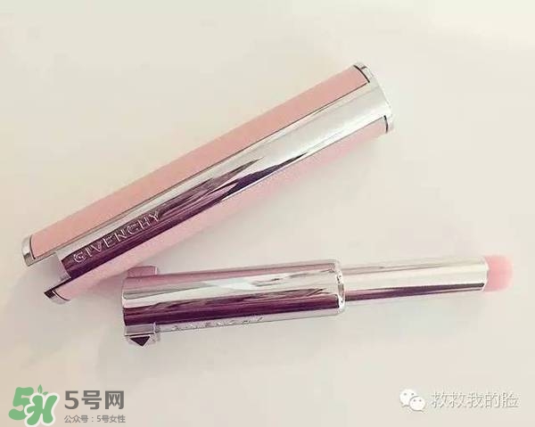 紀(jì)梵希小羊皮和禁忌之吻哪個(gè)好？紀(jì)梵希小羊皮和禁忌之吻對(duì)比