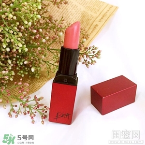 煙熏玫瑰色適合什么膚色？煙熏玫瑰色口紅適合黃皮嗎？
