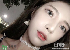 煙熏玫瑰色適合什么膚色？煙熏玫瑰色口紅適合黃皮嗎？