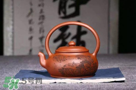 剛買的紫砂壺怎么清洗？新買的紫砂壺怎么清洗？