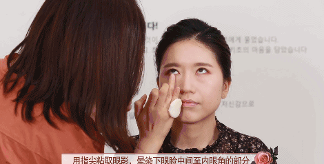 干玫瑰色妝容怎么化？干玫瑰色妝容畫法步驟