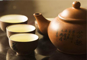 紫砂壺如何鑒別好壞？怎樣辨別紫砂壺的好壞？