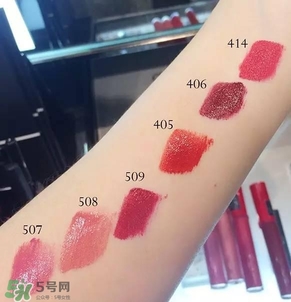 磚紅色和豆沙色的區(qū)別 磚紅色和豆沙色哪個好看？